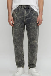 מכנסי ג׳ינס לייטנינג