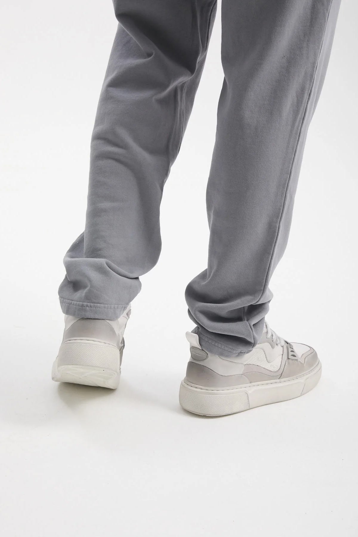 נעלי סניקרס DOSACHE