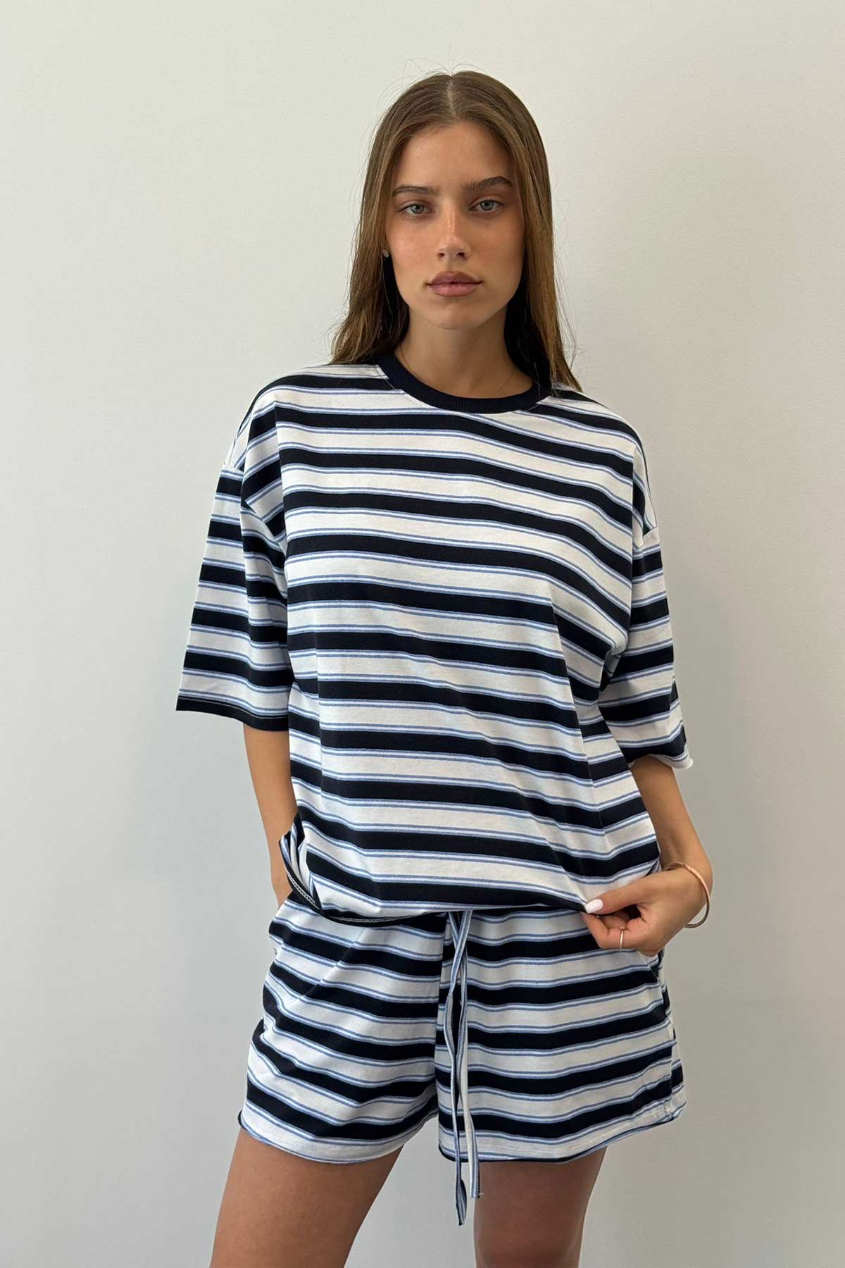 #צבע_לבן-כחול