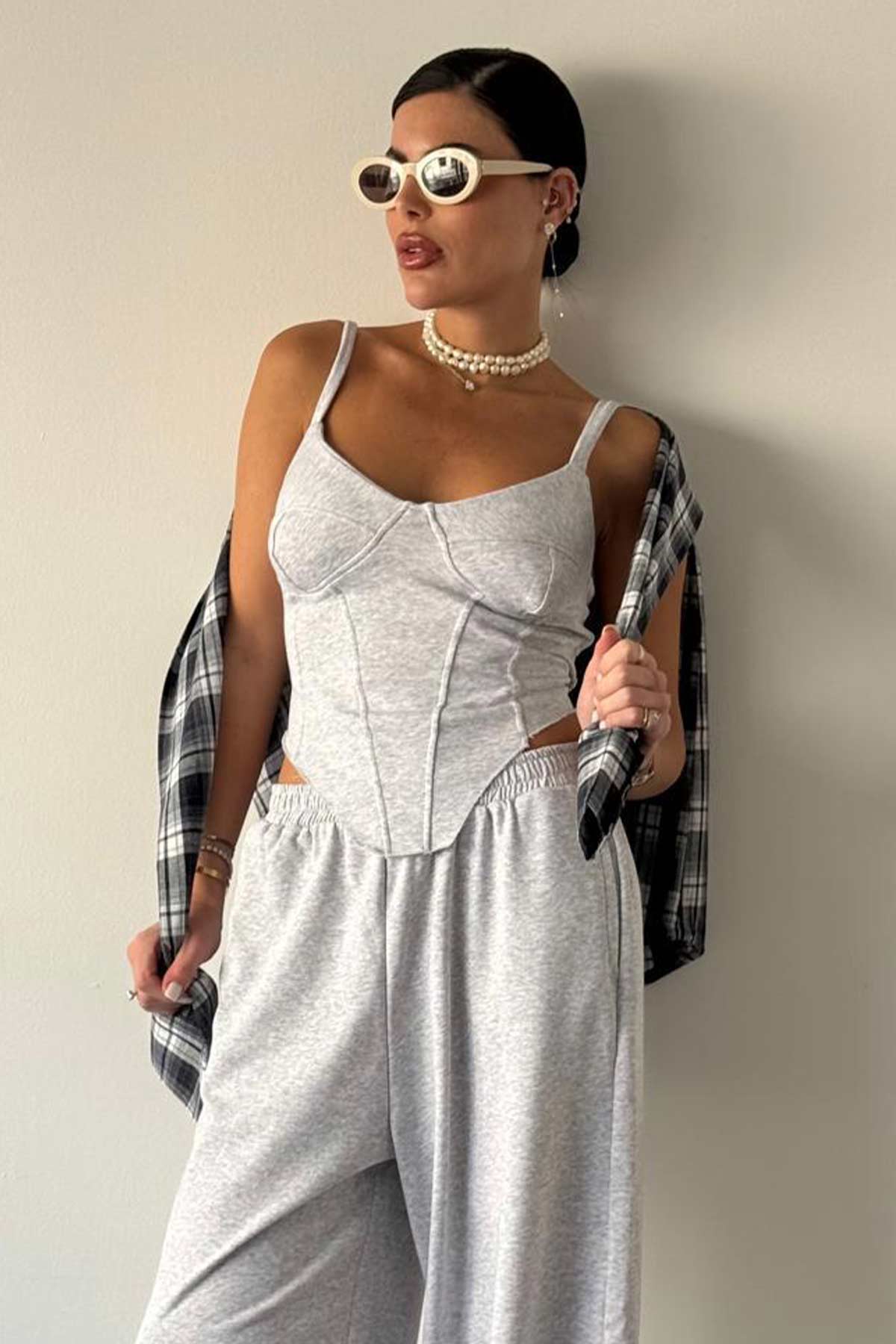 #צבע_אפור בהיר