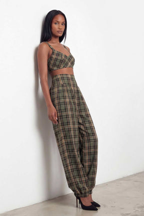 חליפת דוניאס