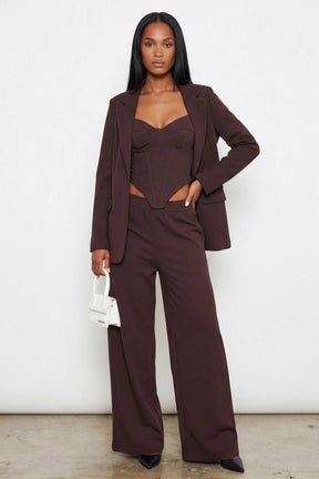 חליפת ג׳ניס