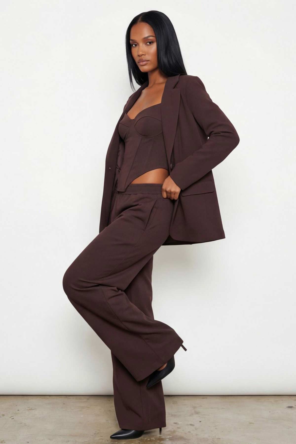 חליפת ג׳ניס