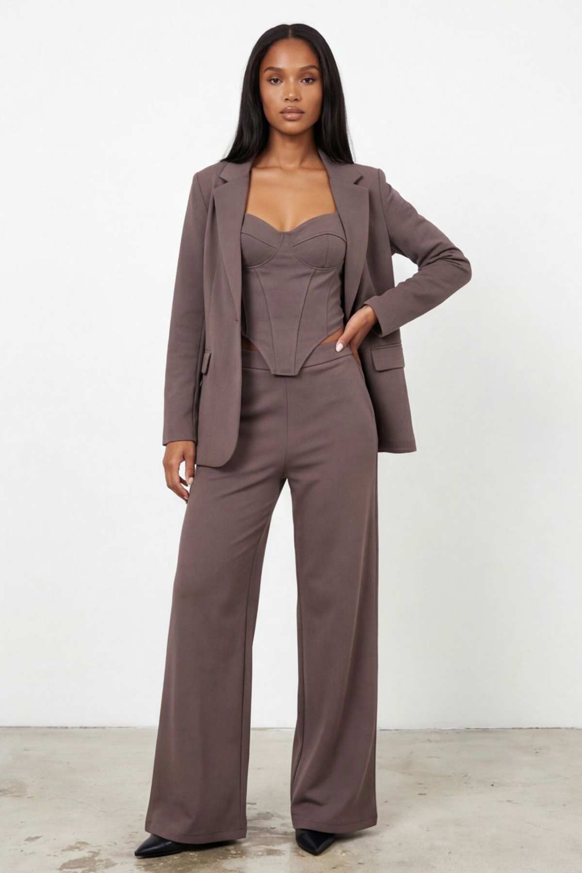 #צבע_חום בהיר