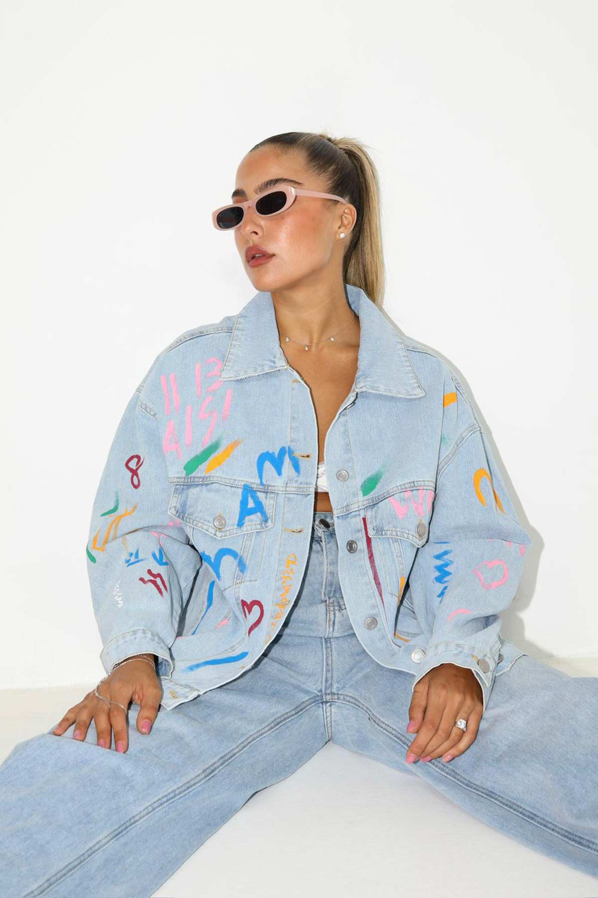 ג'קט ג'ינס אוברסייז מאדי