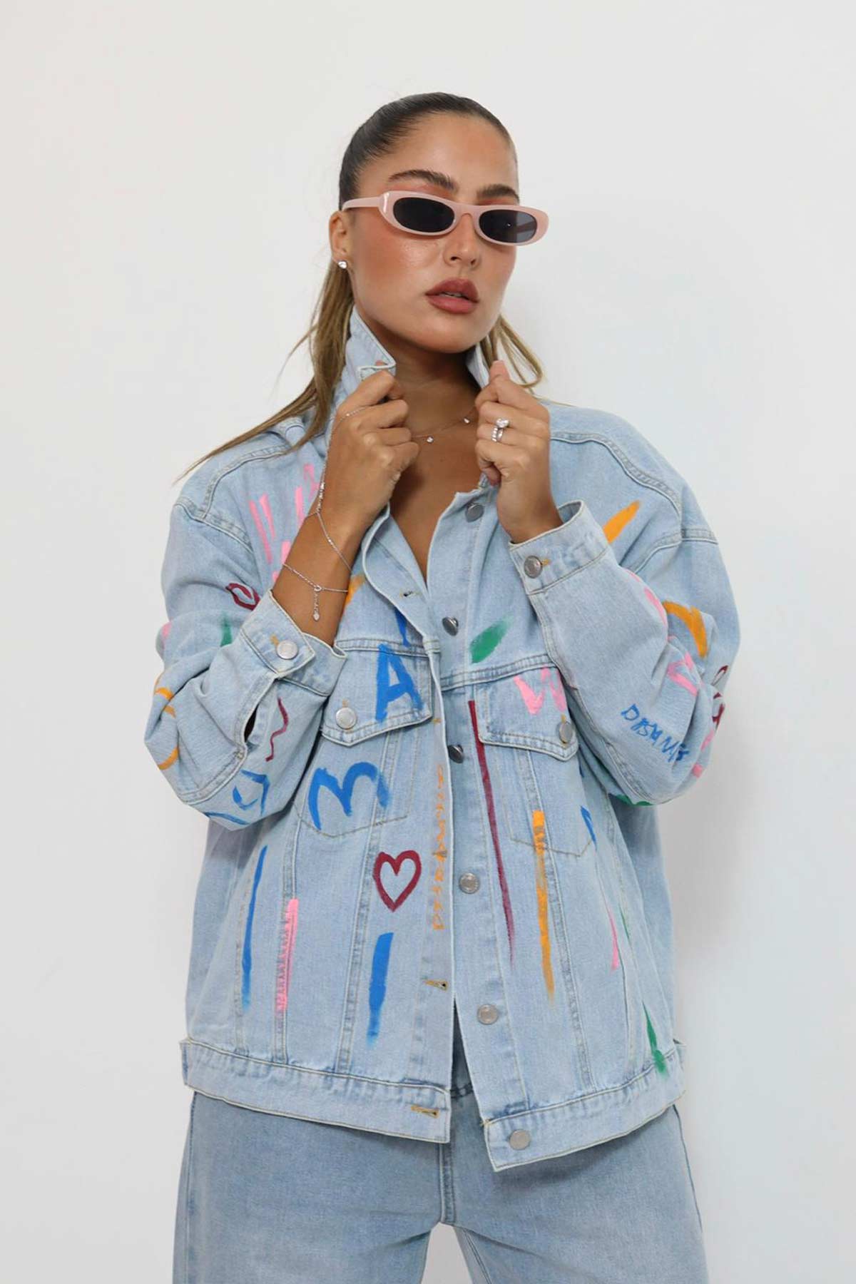 ג'קט ג'ינס אוברסייז מאדי