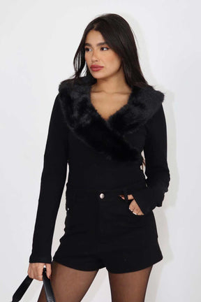 חולצת צווארון ג׳ני