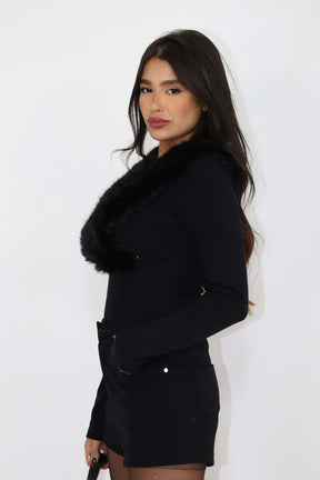 חולצת צווארון ג׳ני