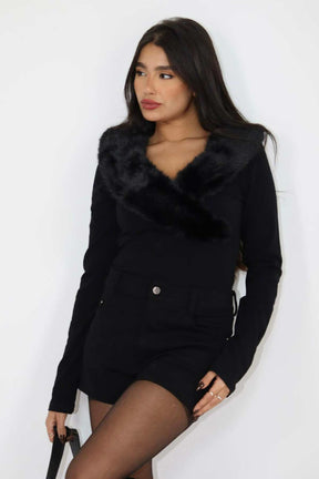 חולצת צווארון ג׳ני