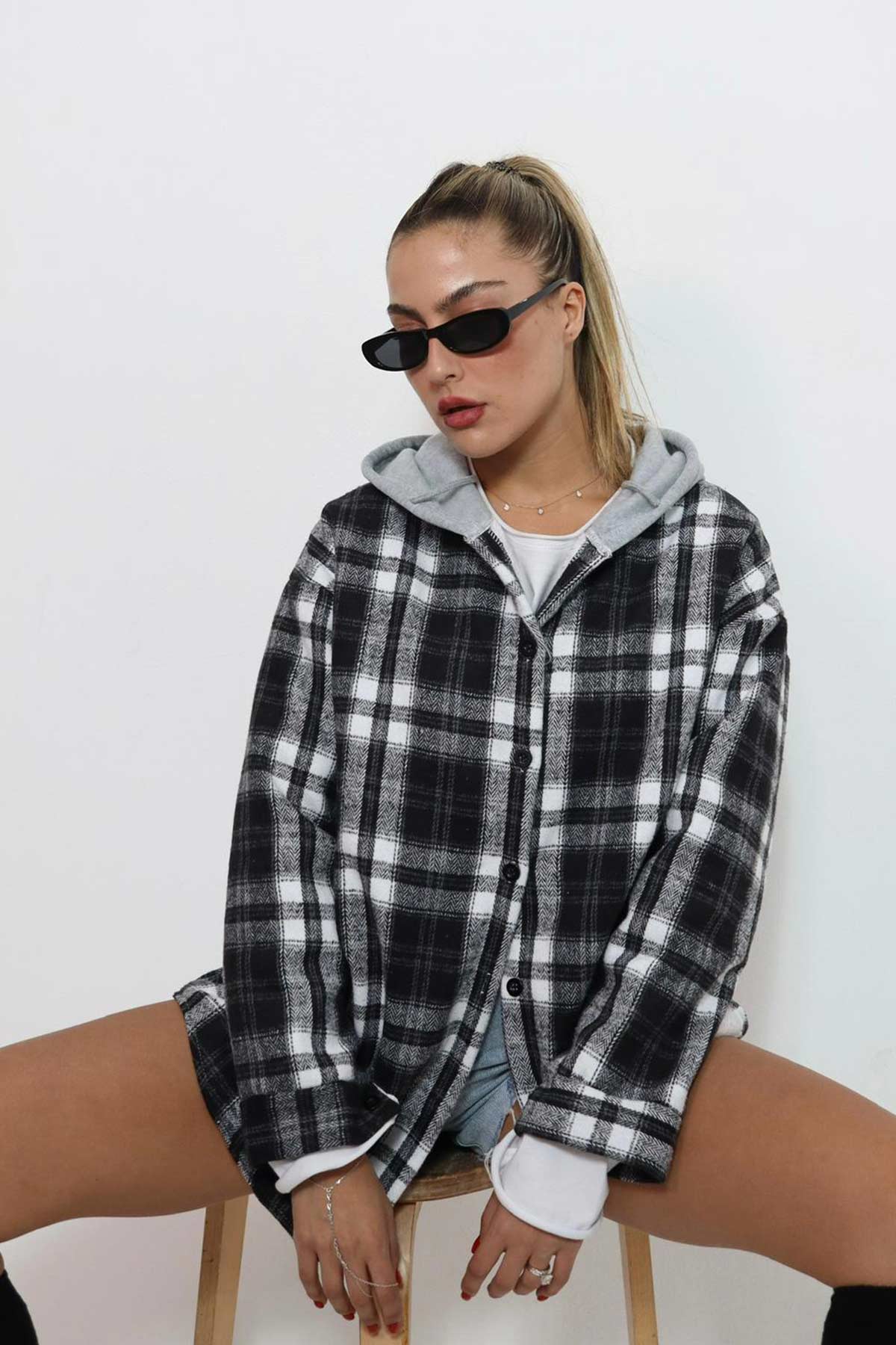 ג׳קט משבצות בניאס