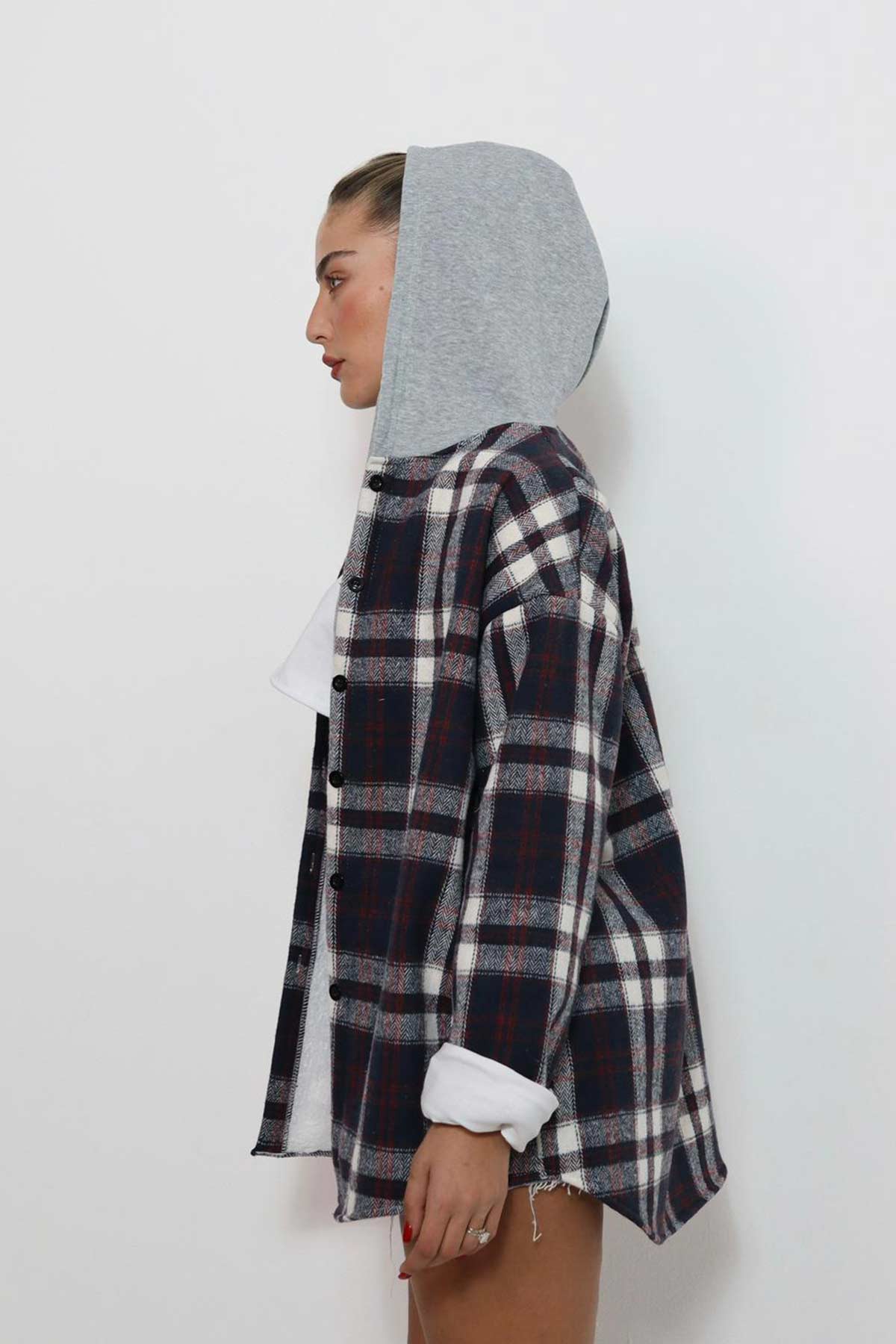 ג׳קט משבצות בניאס