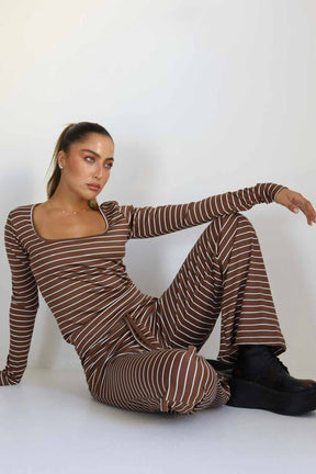 חליפת פסים אופליה