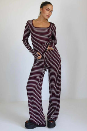 חליפת פסים אופליה