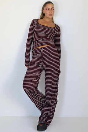 חליפת פסים אופליה