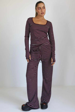 חליפת פסים אופליה