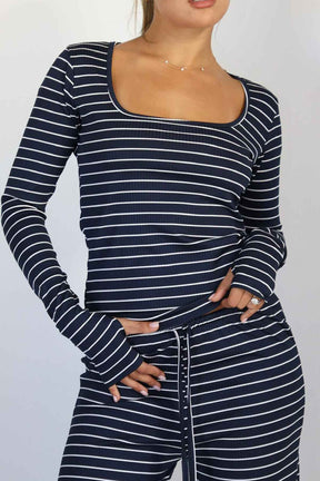 חליפת פסים אופליה