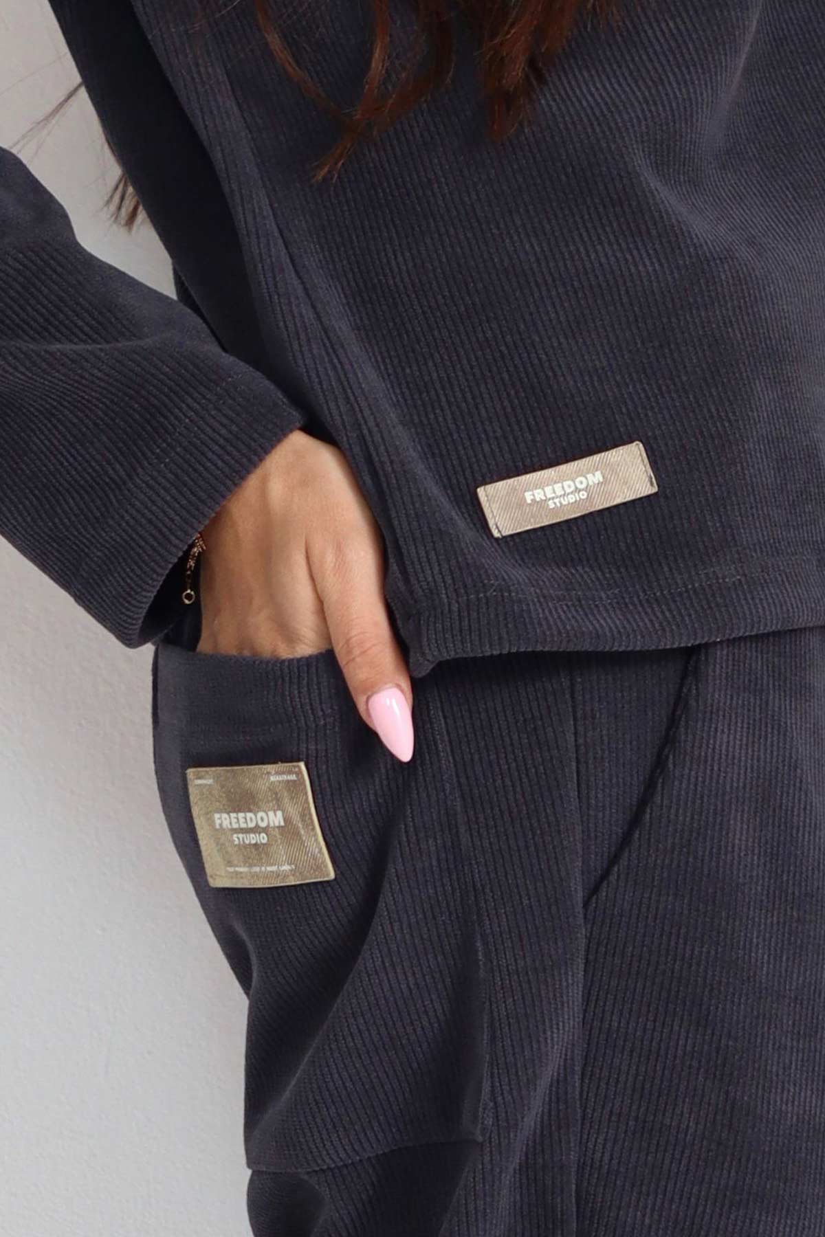 חליפת קורדרוי סטרלינג