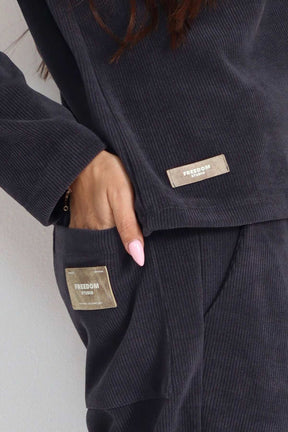 חליפת קורדרוי סטרלינג