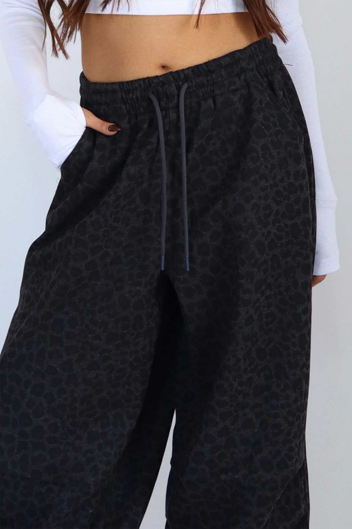 מכנסיים מנומרים טיילור