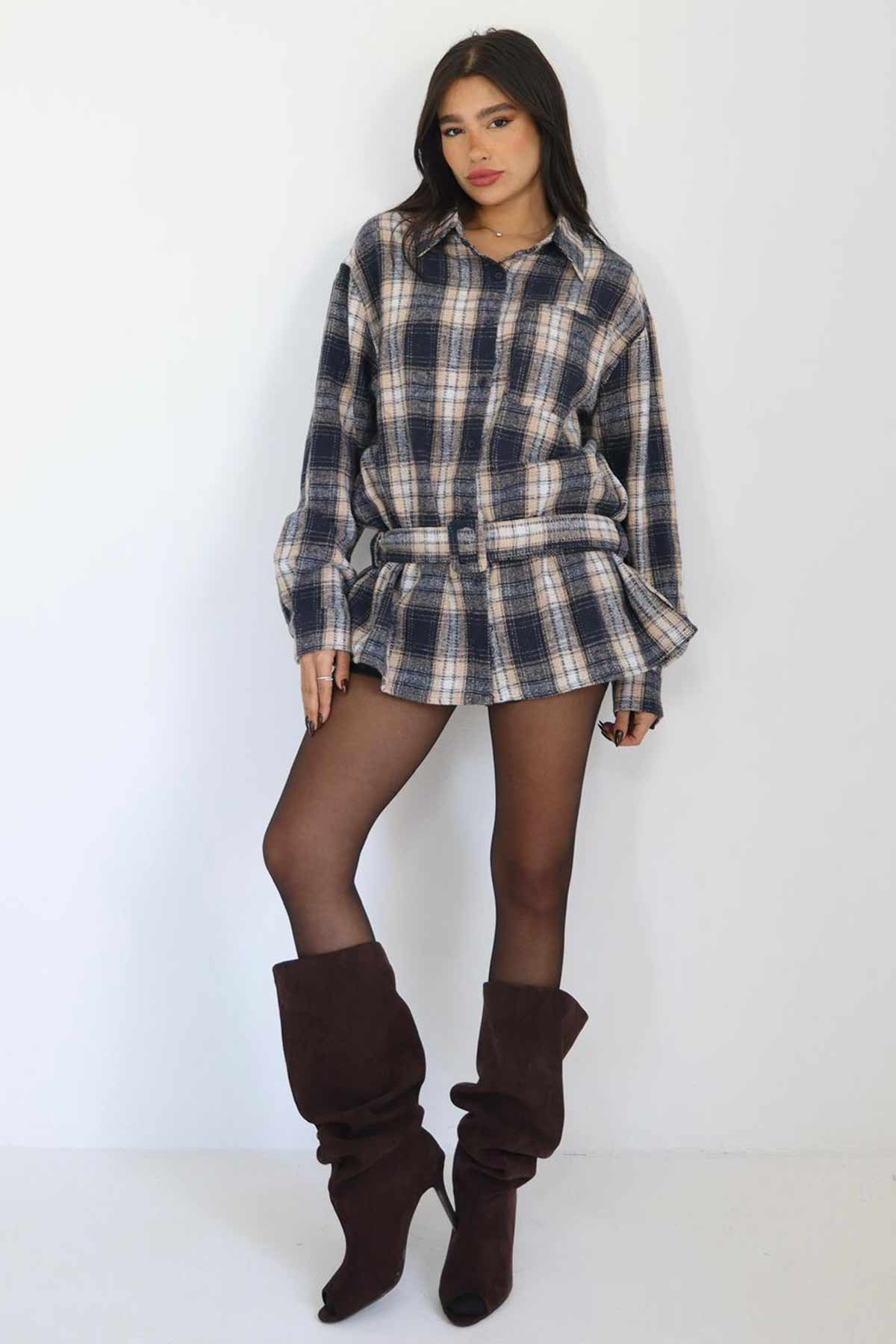 ג׳קט פלנל צ׳ריטי