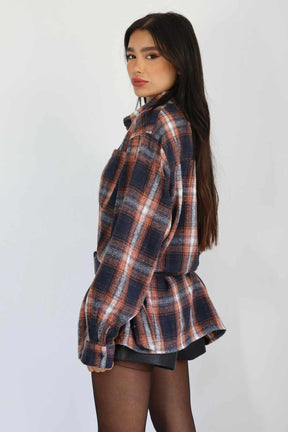 ג׳קט פלנל צ׳ריטי