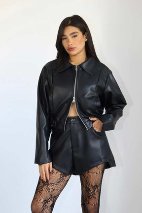 חליפת עור דניס