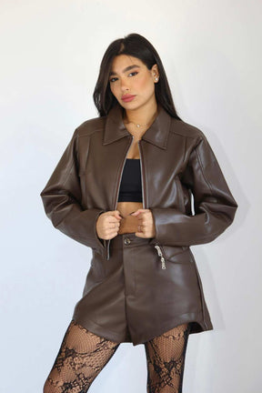 חליפת עור דניס