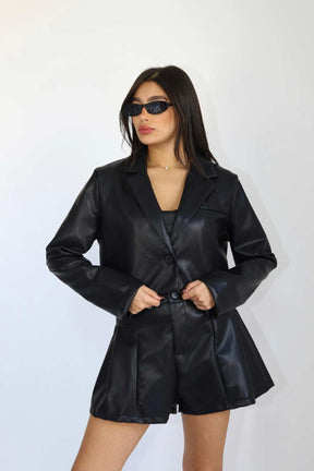 חליפת עור 3 חלקים אודרי