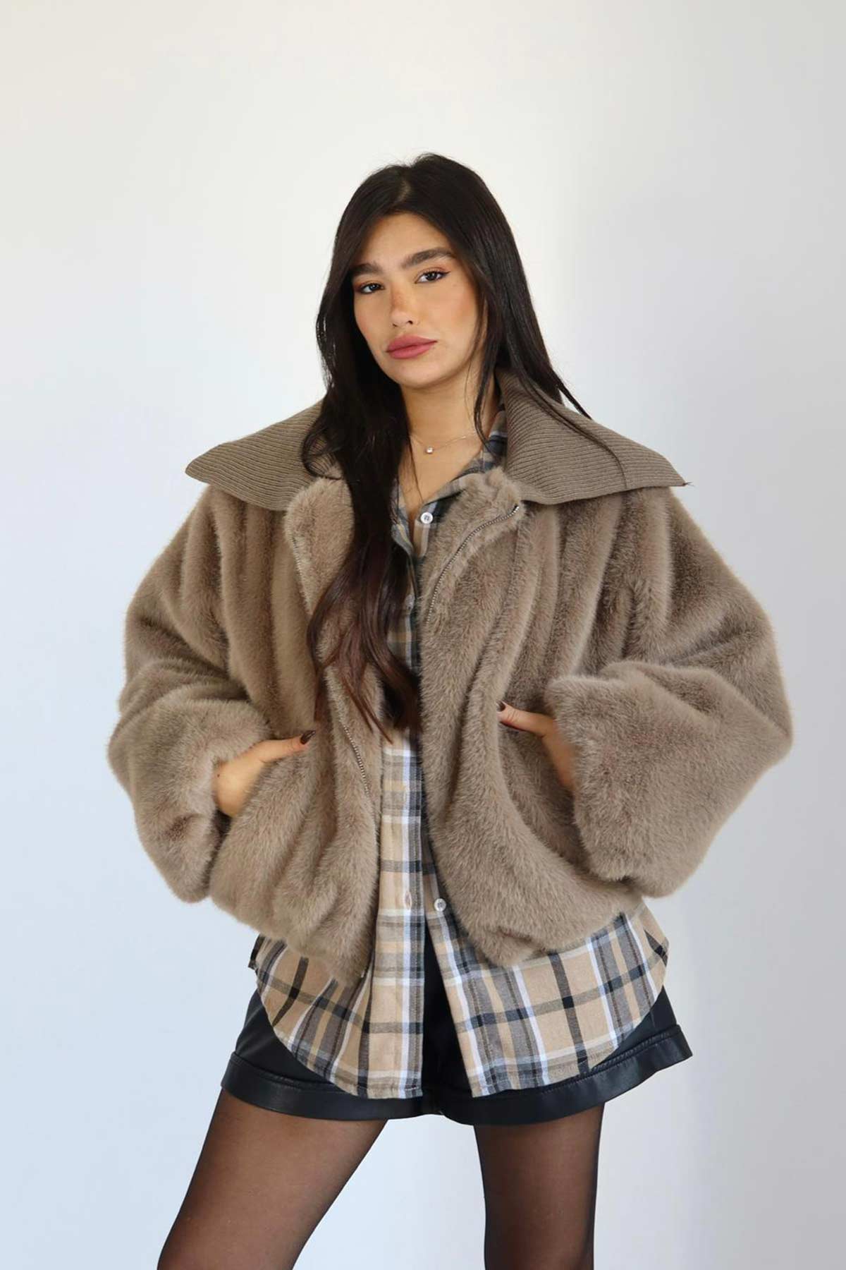 #צבע_חום בהיר