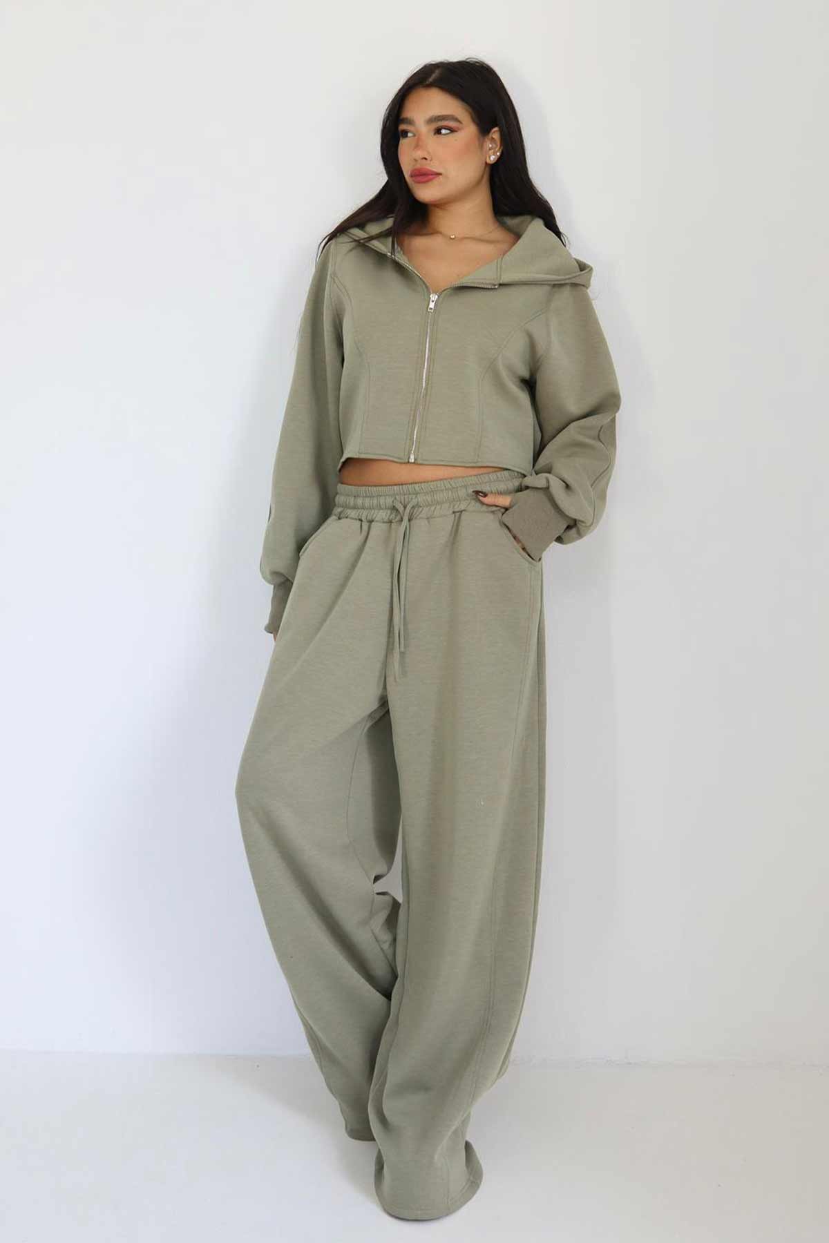 חליפת קרופ אולה