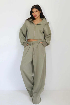 חליפת קרופ אולה