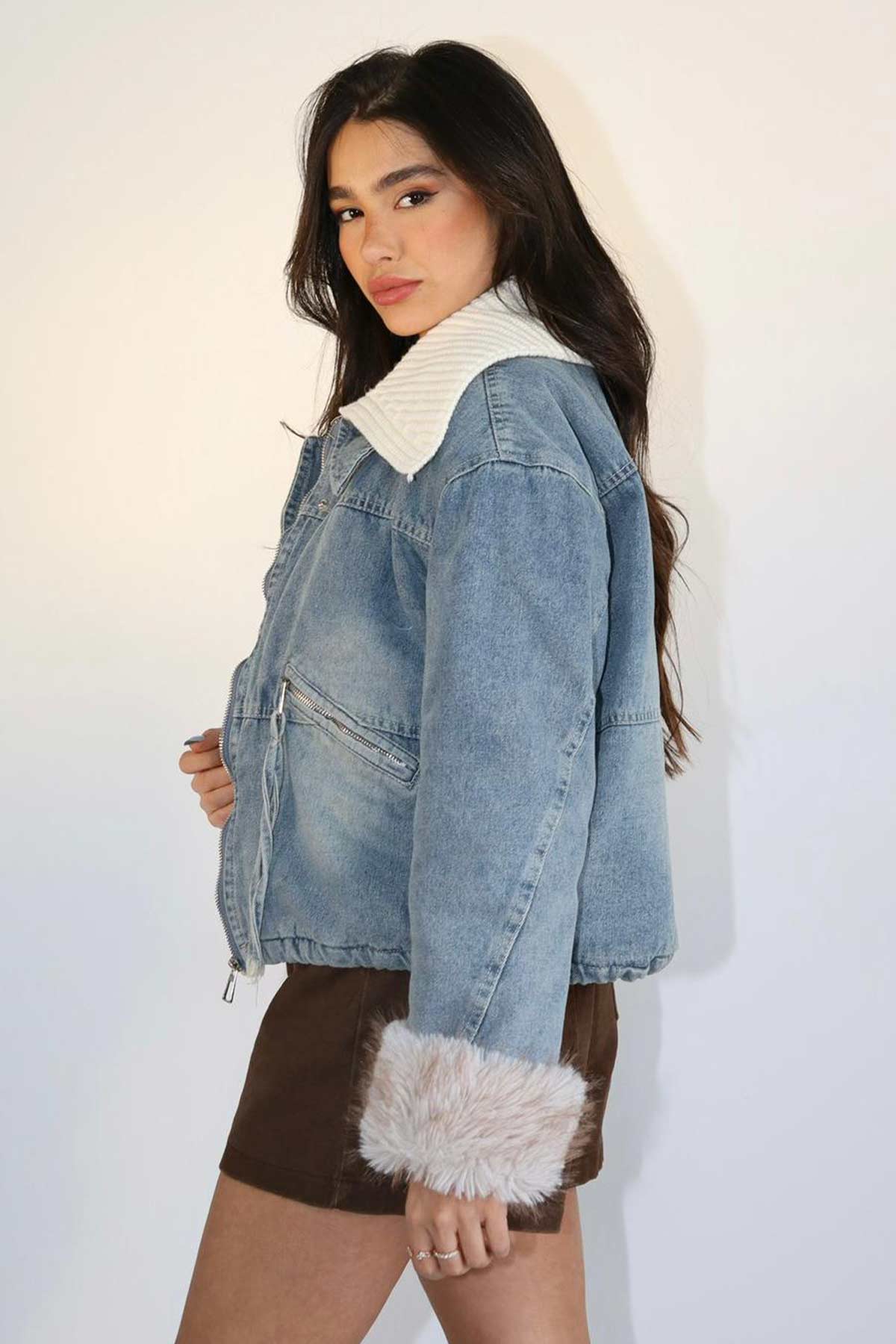 ג׳קט ג׳ינס אוסלו