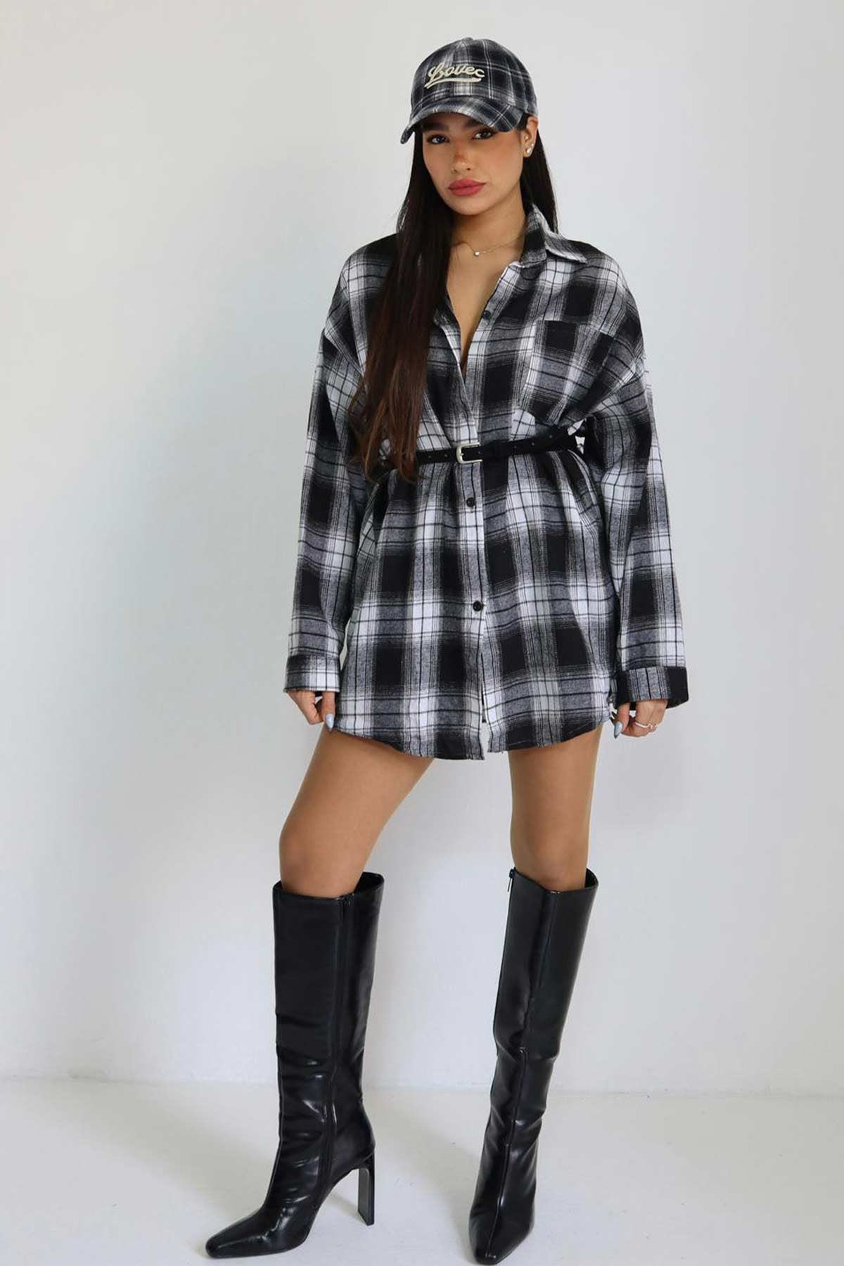 חולצת משבצות מכופתרת לארה