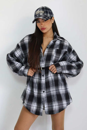 חולצת משבצות מכופתרת לארה