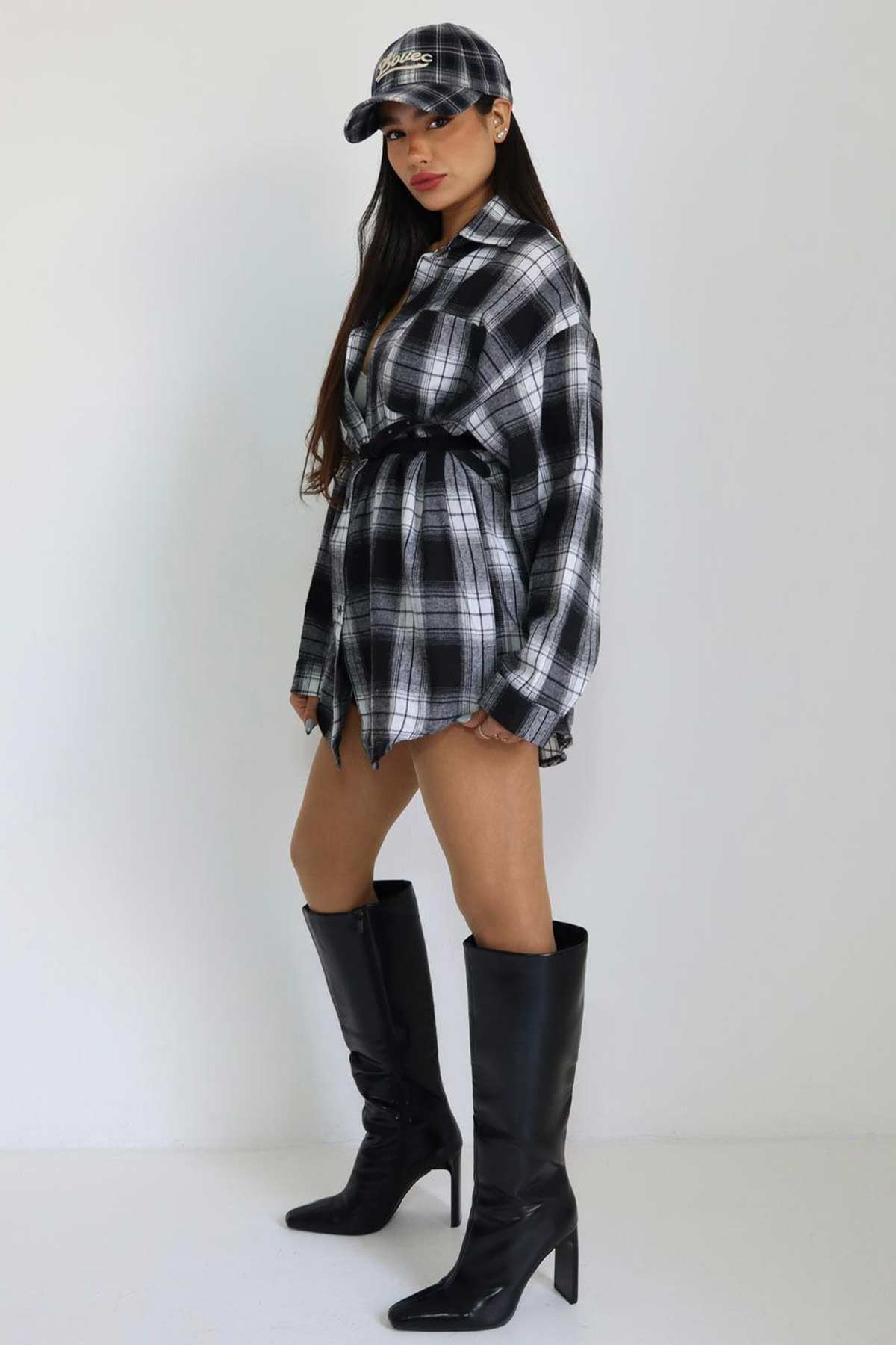 חולצת משבצות מכופתרת לארה