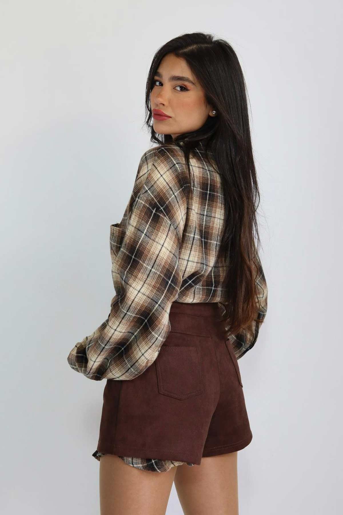 חולצת משבצות מכופתרת לארה