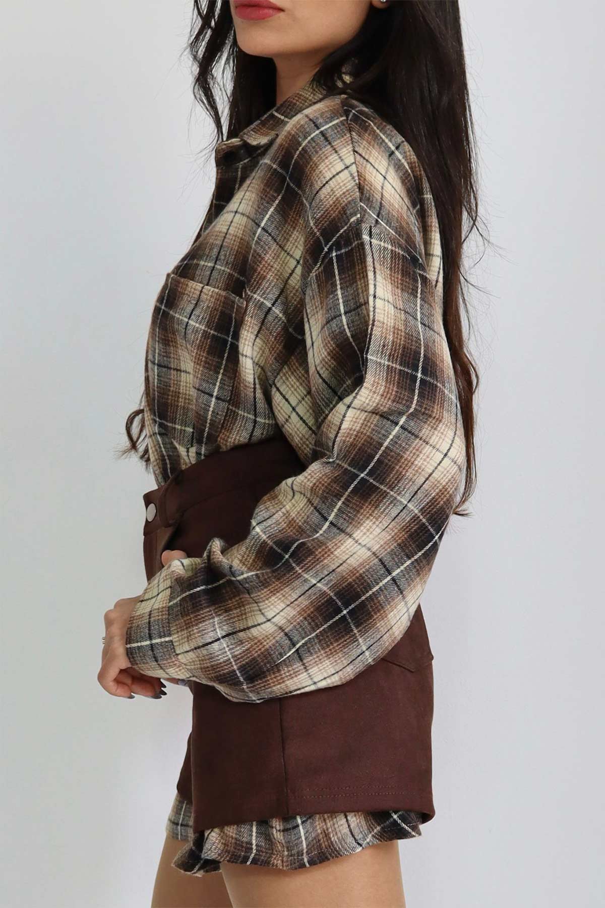 חולצת משבצות מכופתרת לארה