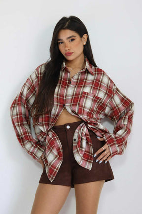 חולצת משבצות מכופתרת לארה