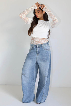 חולצת קרופ תחרה צ׳לסי