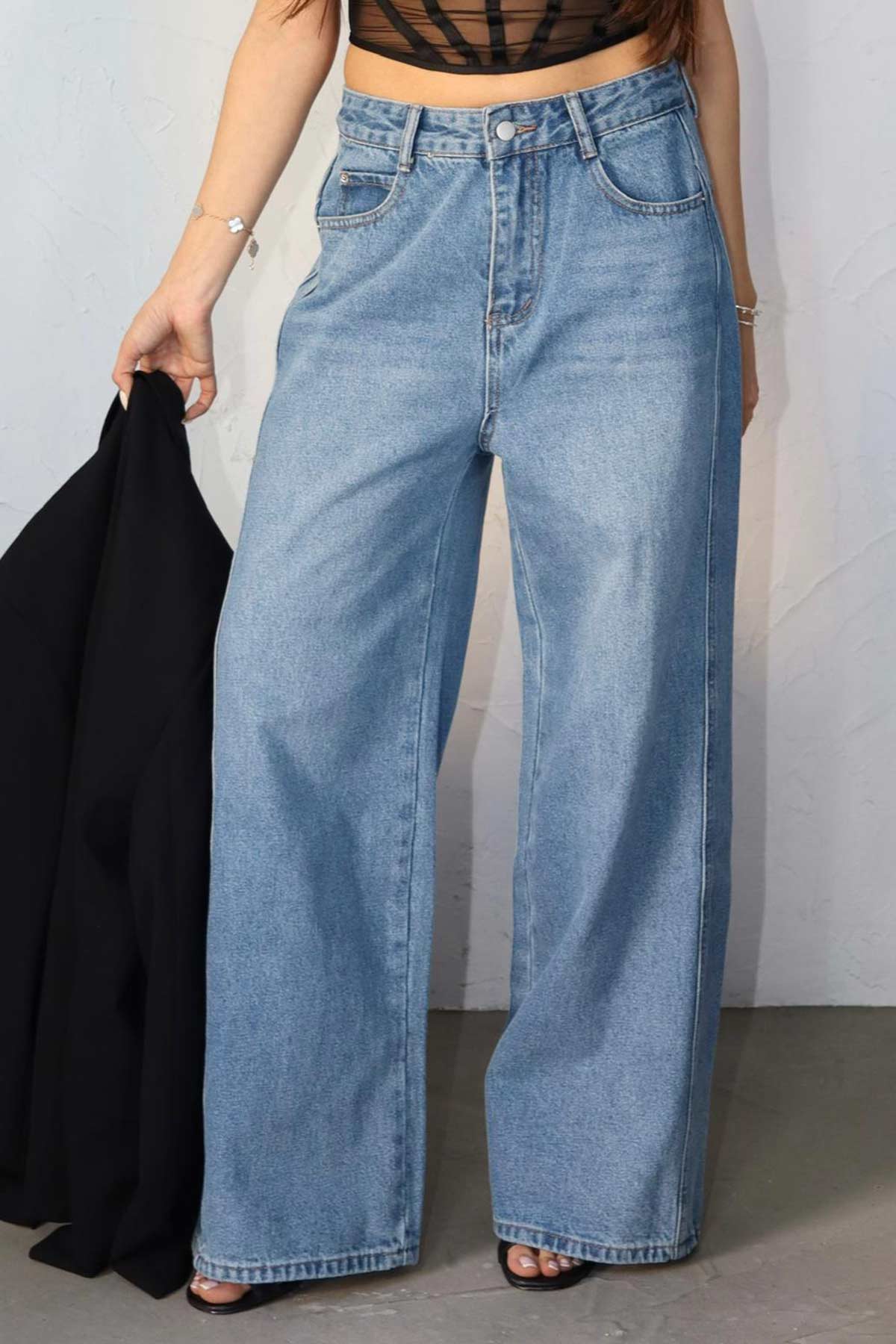 ג׳ינס פלואו