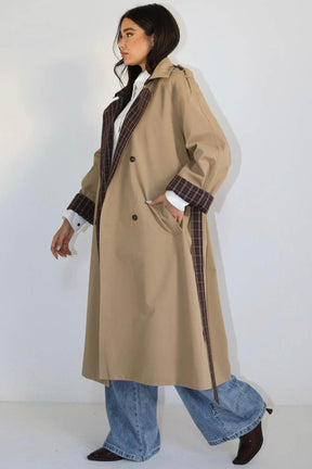 ג׳קט טרנץ׳ ג׳יל