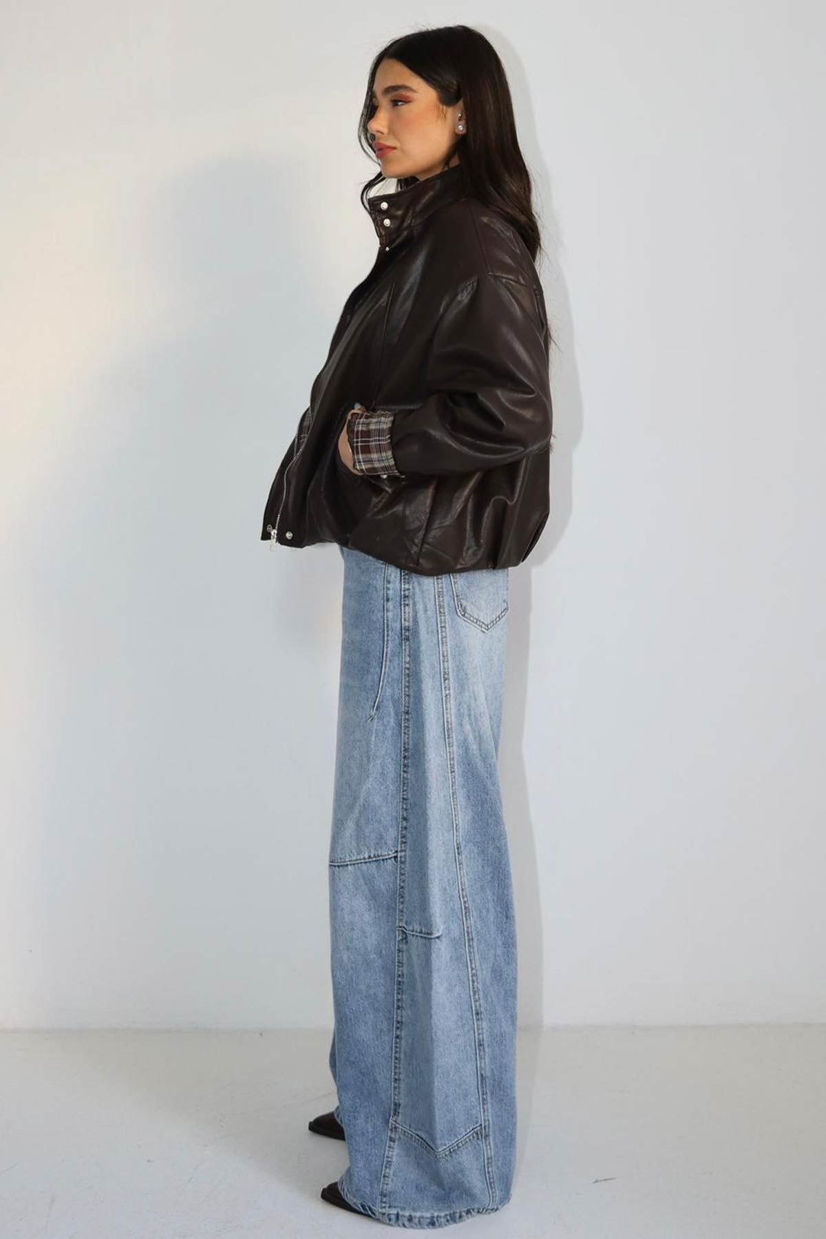 ג׳קט עור יולי