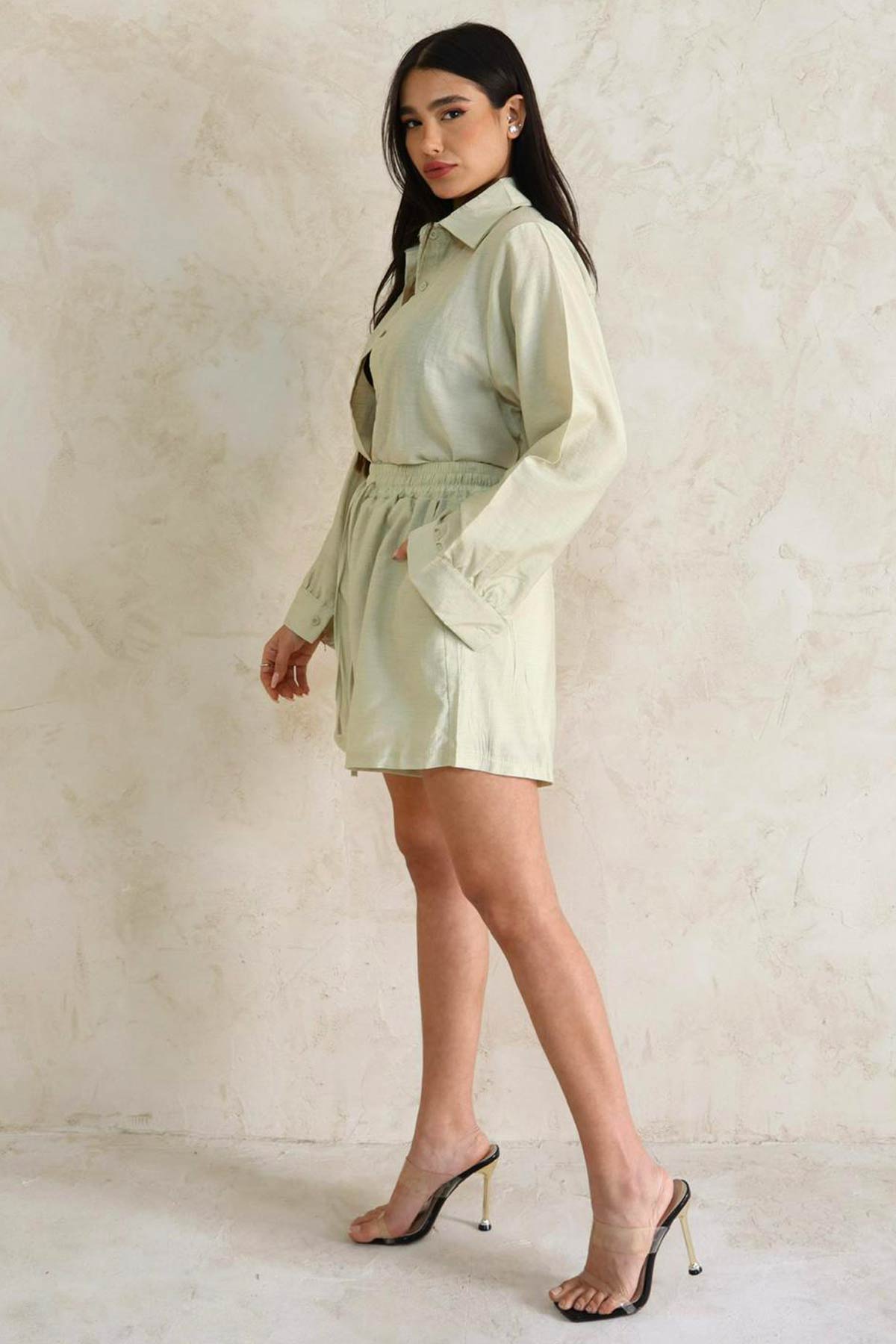 חליפת אינדי