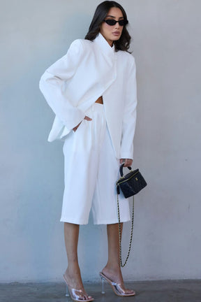 חליפת אלינה