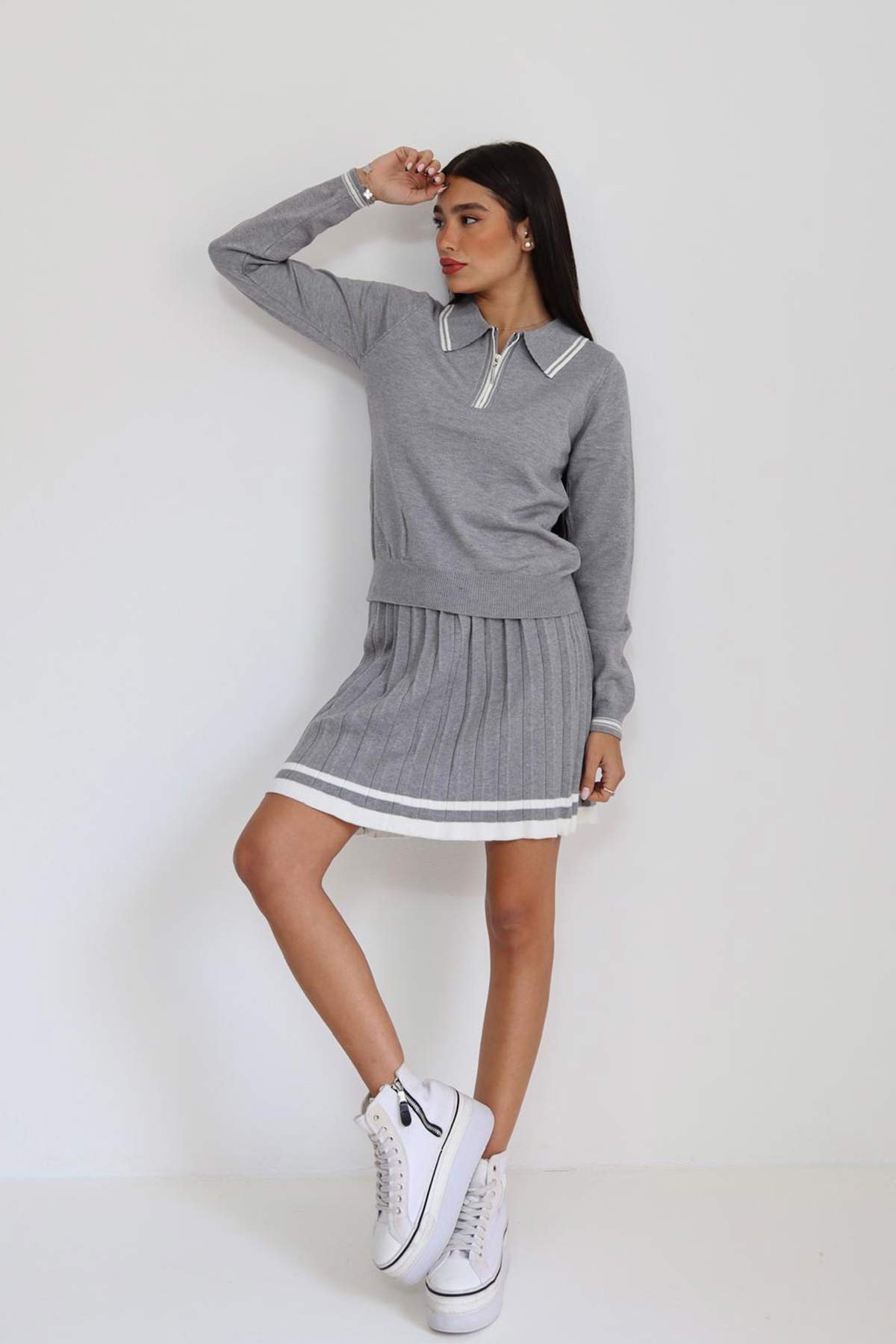 חליפת סריג חצאית ברנדה