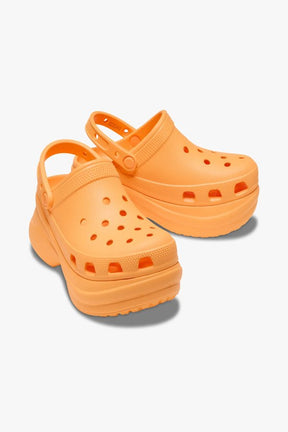 כפכפי פלטפורמה קרוקס Classic Bae Clog בצבע כתום לנשים