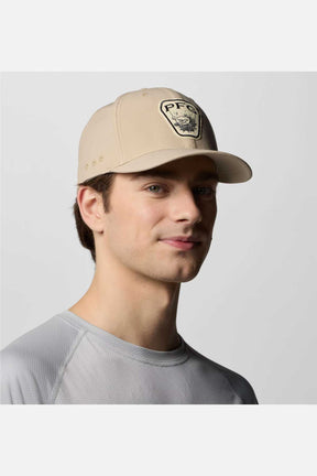 Columbia כובע מצחייה סגור מאחור Pfg Uncharted יוניסקס
