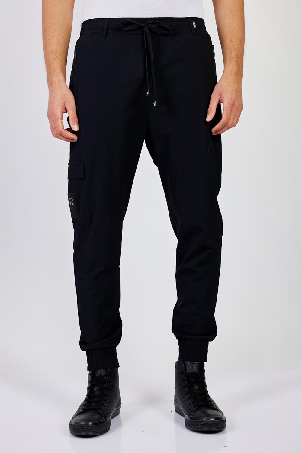 ריפליי מכנסי דגמ"ח ניילון ארוכים בצבע שחור לגברים-Replay-S-נאקו