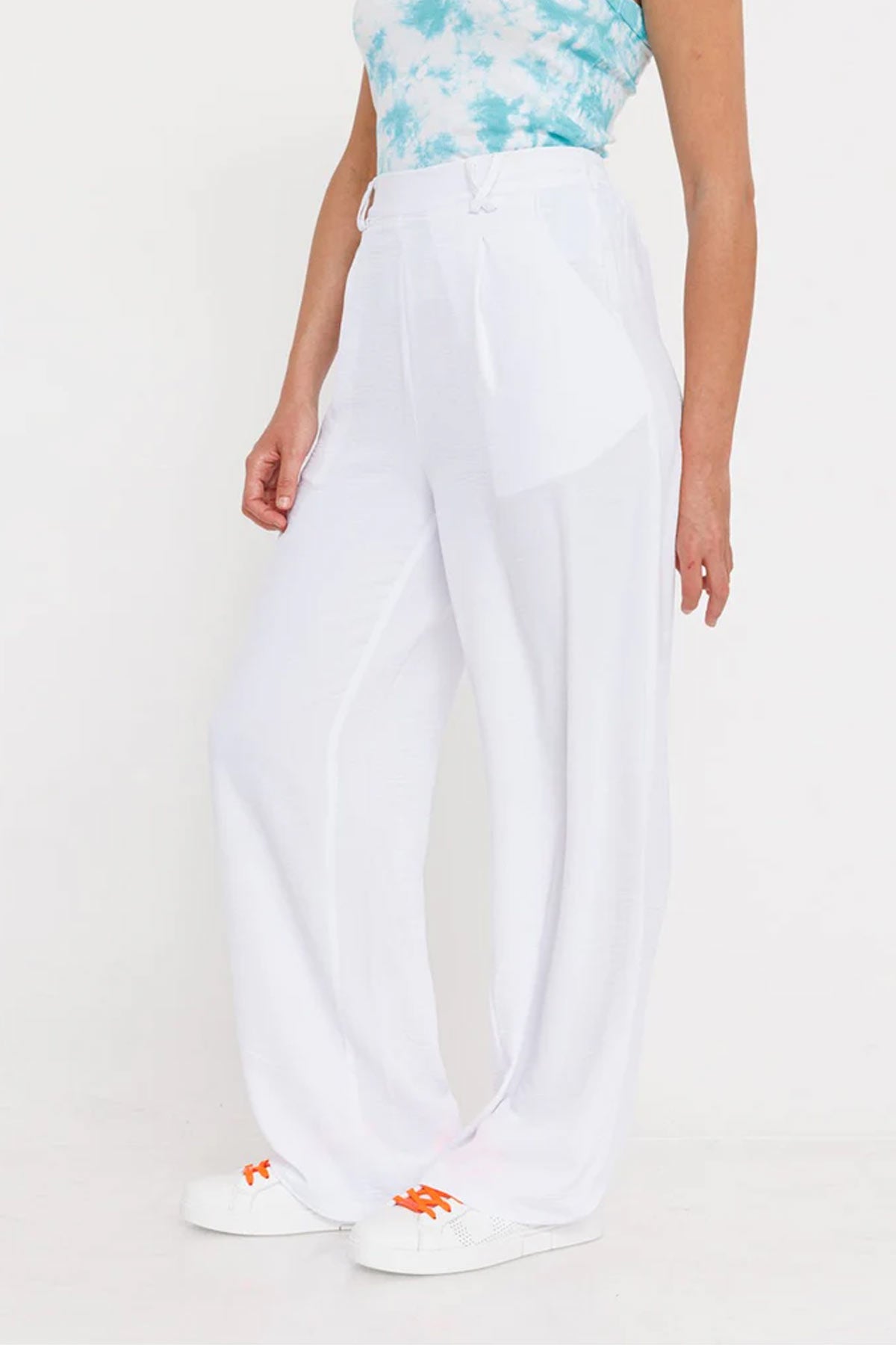 Replay מכנסי אלגנט ארוכים בצבע לבן לנשים