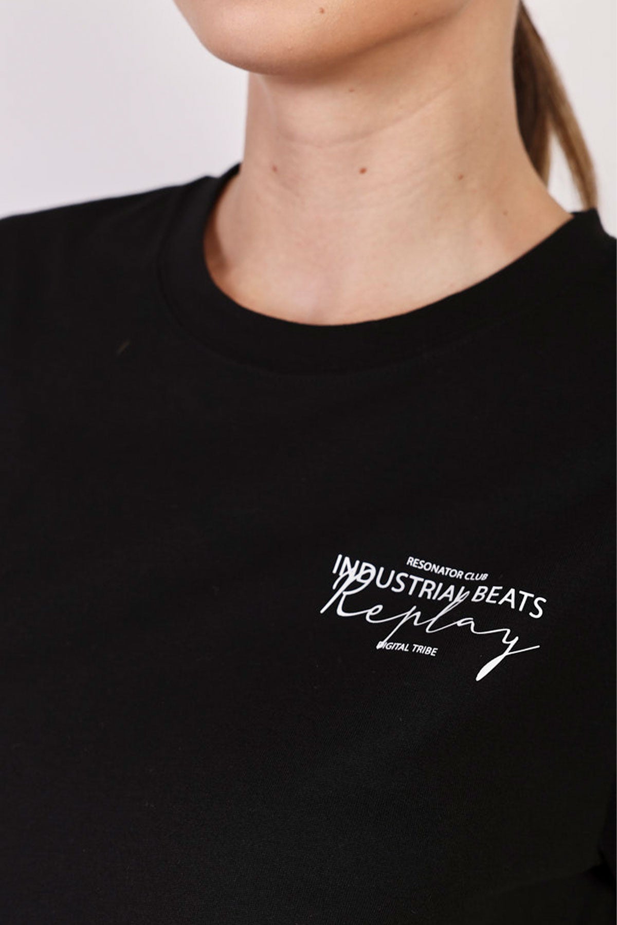 ריפליי חולצת כותנה Beats בצבע שחור לנשים-Replay-XS-נאקו